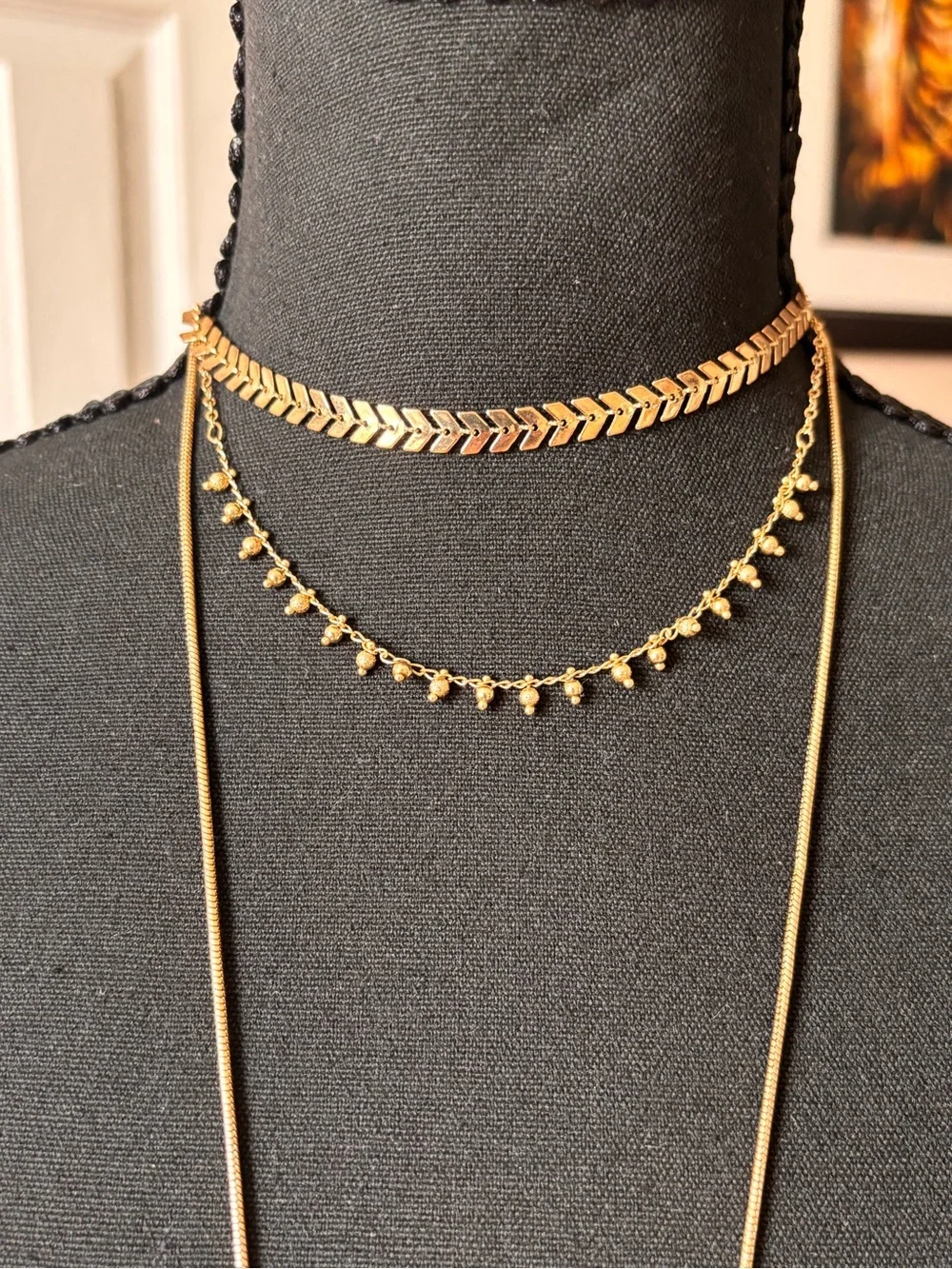 Guess vintage Gold-Tone Multi-Strand Pendant Necklace Multicolor Stones